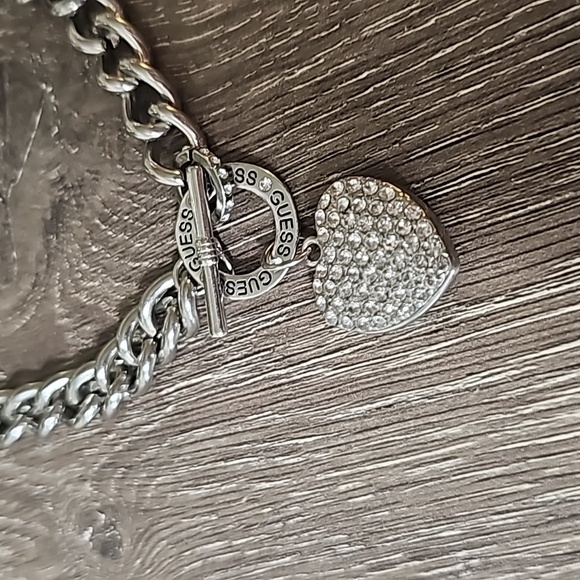 Chunky Silver Guess Necklace - Picture 2 of 3